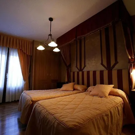 Hotel Real La Yensula 4*