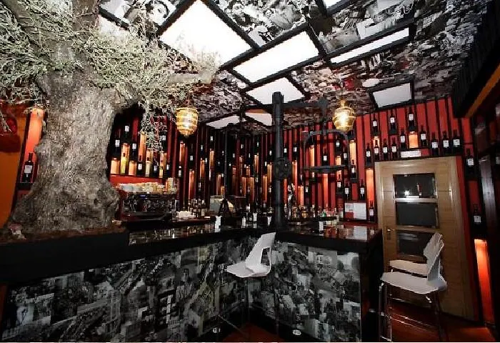 Real La Yensula 호텔